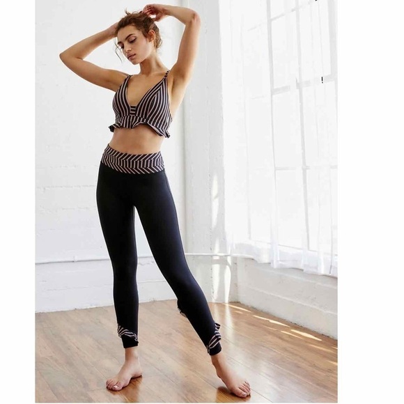 Free People Movement Women's Flyer Ruffle Striped Leggings High Waist XS - Picture 1 of 6